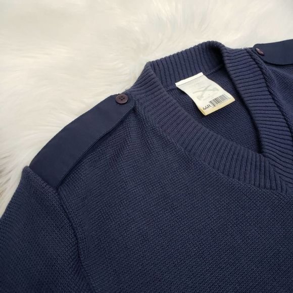 US Military Equipment Mehlin Estey Made in Britain 44R VNeck Sweater Elbow Patch - Picture 5 of 10